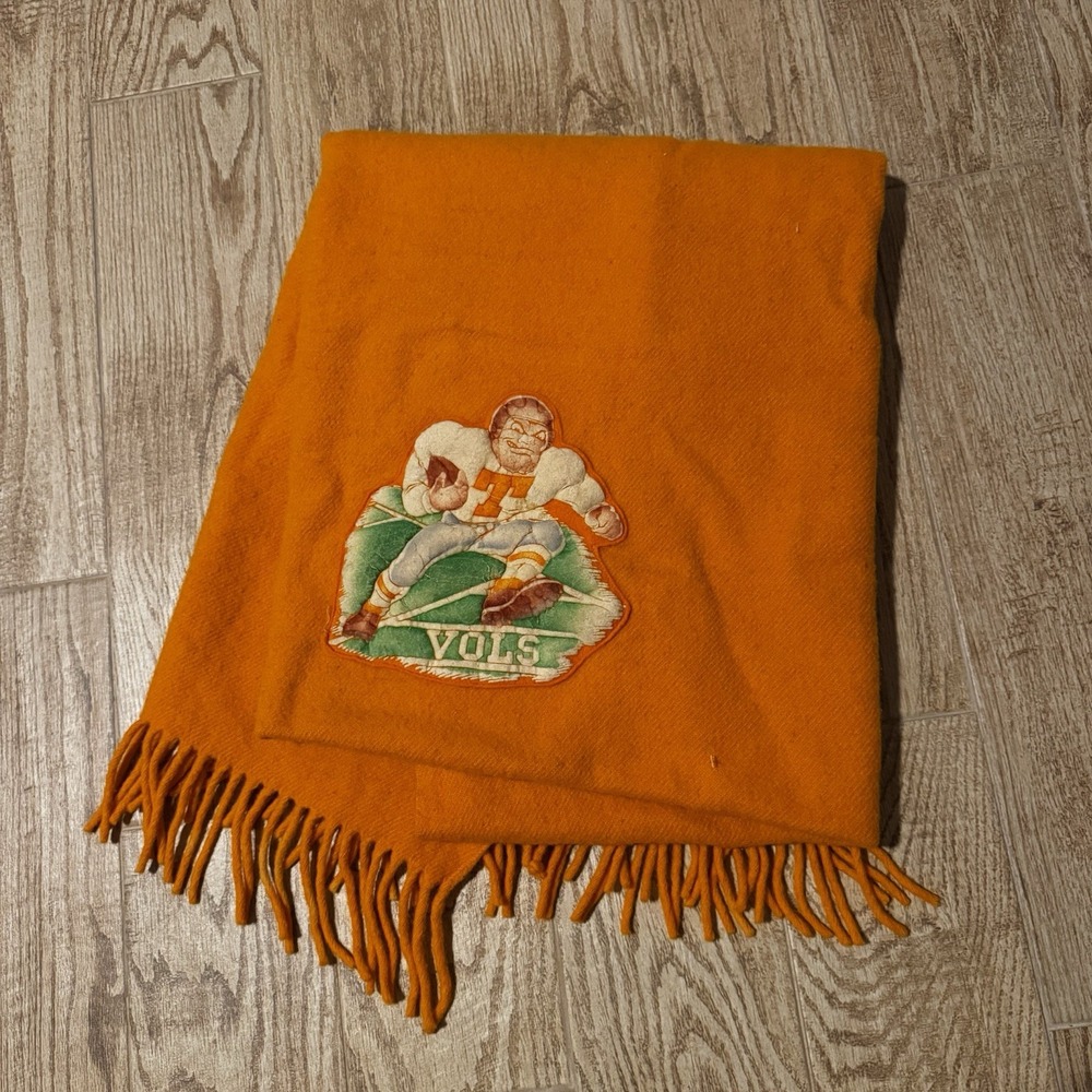 VTG Pendleton Tennessee Vols Wool Blanket Orange Fringe Football Mascot 50s 60s